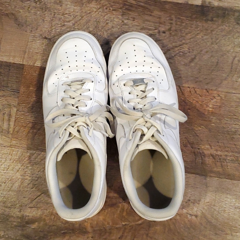 NIKE Air Force 1 men size 11